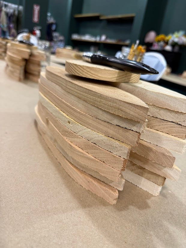 Cedar Flowers Workshop at Ace Hardware - Little Falls on 9/15 from 6-8PM