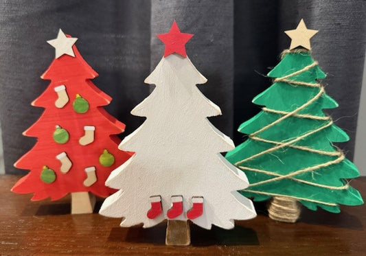 Christmas Tree and Mini Ornaments Create Crate